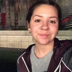 Meet your Posher, Laura